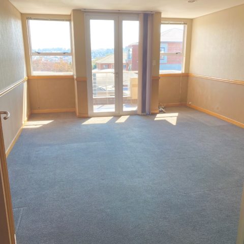 Building 26 - Single office & Balcony 2020 Single office with balcony