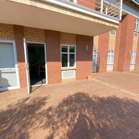 Building 31 - GF Balcony onto GFE Boardroom Building 31 - GF Balcony onto GFE Boardroom