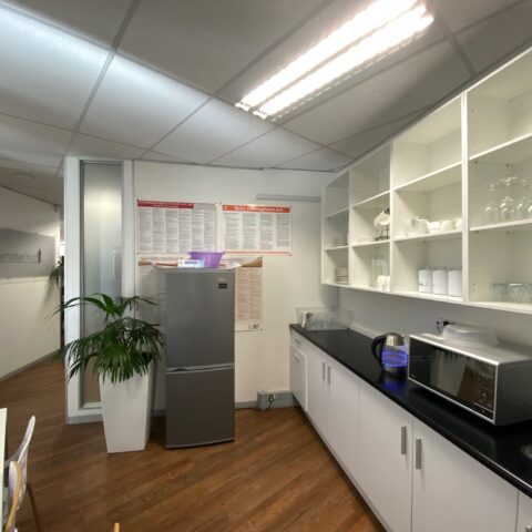 37 FF East Kitchenette 2 37 FF East Kitchenette 2